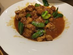 -老码头黑皮肘子锅包肉(赣水路店)