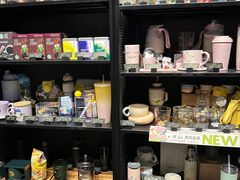-星巴克(上海虹桥新天地二店)