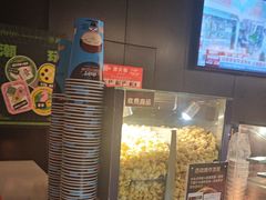 -涨巢·潮玩水疗局