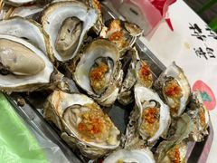 -蚝哥花姐湛江烤生蚝(美丽湾市场店)