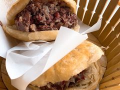 精品火烧-闫家驴肉老店(华电一校店)