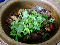 -海口滨海新村143号海南老字号炒菜店