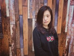 -PE SALON