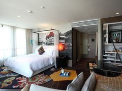 7927d3ddaeb71b477fa709a7a5fedac4-上海外滩英迪格酒店