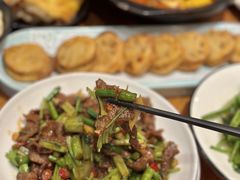 -莲餐厅·湖北菜·潜江小龙虾店(愚园路店)
