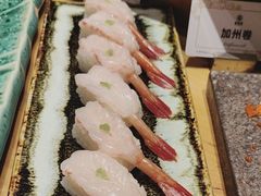 -雍容荟活帝王蟹活龙虾自助(苏宁旗舰店)