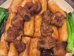 -景月阁空中食府(希尔顿酒店)