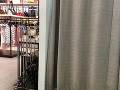 -Max Mara(王府井奥莱·香江小镇店)