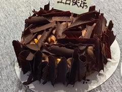 -潮一不贰·法式甜品·生日蛋糕·西式简餐(外滩店)