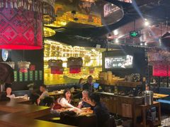 -吃饭皇帝大土家民族菜(正大广场店)