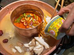 -菌自由丨野生菌火锅特色庭院餐厅(丽江古城店)