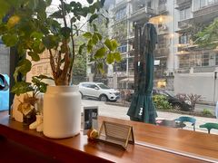 -Be Lived Cafe比例咖啡(摩天轮店)