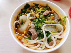 生烫鲜牛肉粉-江三王记牛杂馆(总店)
