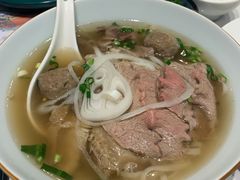 -美奈小馆·越南料理(中航城君尚购物中心店)