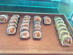 -荣誉国际酒店-云顶旋转餐厅