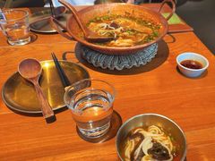 -SHAN山(前滩太古里店)