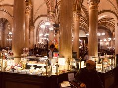 -Cafe Sacher(WIEN)