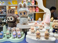 -泡泡玛特POPMART(上海环球港店)