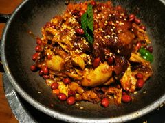 手撕扁担鸡-吃饭皇帝大土家民族菜(正大广场店)