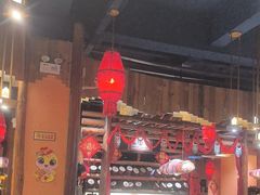 -老滇山寨•云南特色菜•地方菜•民族风情歌舞表演(金碧店)