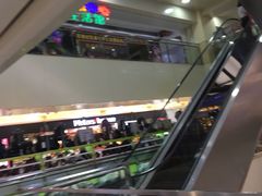 -鸿通城购物中心