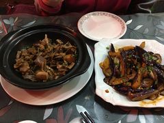 -临街徽菜馆·正宗黄山味