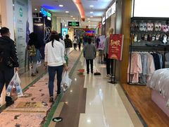 -家乐福(古北店)