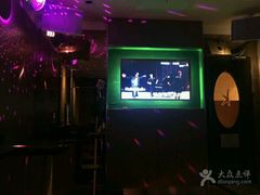 -乐界KTV(虹桥中心店)