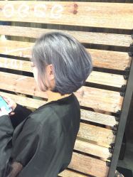-侨治发型