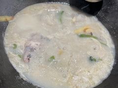 -陈大锅·岳阳鱼馆·地道岳阳菜(美食街店)