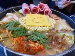-WOW LUCKY创意韩料(龙阳广场店)