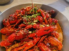 -巴厘龙虾·榜首油焖大虾(音乐学院·沿江酒馆店)