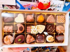 -Laderach 莱德拉(上海环贸iapm店)