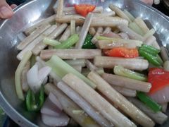莲藕苗炒芹菜-蚝专家(北滘店)