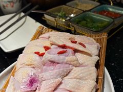 -得意咚瓜·顺德鱼生·冬瓜火锅(深圳首店)