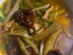-越洋肖氏老米线(杨家坪店)