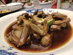 -满江红四季餐厅 · 国家五钻级酒家(新纪元大酒店店)