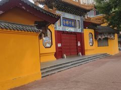 -挂甲禅寺