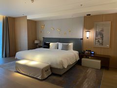 -上海佘山世茂艾美酒店
