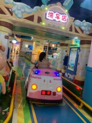 -纽西卡汽车小镇(大悦城店)