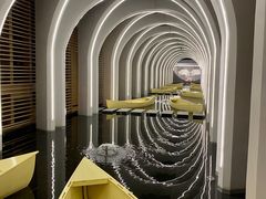 -涨巢·潮玩水疗局