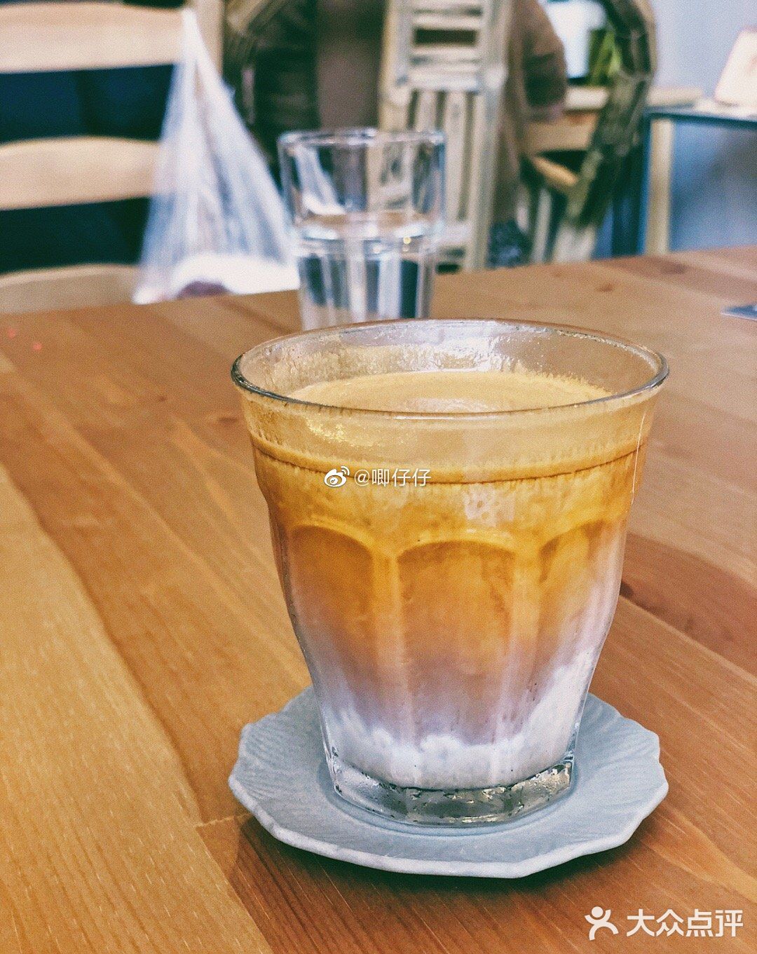 一杯Dirty 一杯抹茶拿铁 一份香蕉核桃磅蛋糕