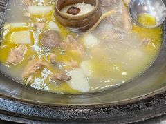 -朴小妹人参鸡汤火锅(长白山万达店)
