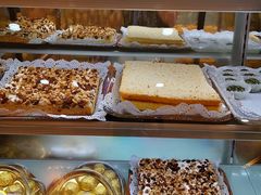 -玛尔哈巴·塔塔尔糕点(华侨小区店)