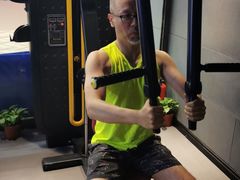 -开阳里游泳健身