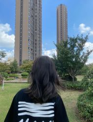 -茶发Salon·烫发染发理发