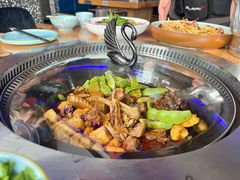 -山河屯铁锅炖·非遗东北菜(南山店)