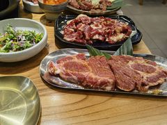 -青瓦餐厅·生鱼片·韩园烤肉(西塔店)