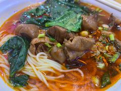 -八一路好吃街(雨田商务大厦店)