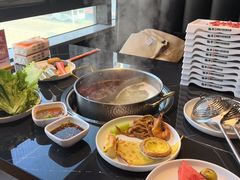 -魁牛·潮汕牛肉自助火锅(沈辽路万达店)